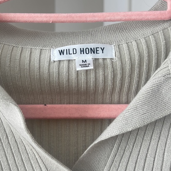 COLLARED CROPPED TOP - Picture 3 of 3